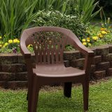 8248-60-3700_Big_Easy_Stack_Chair_Earth_Brown_Use.jpg